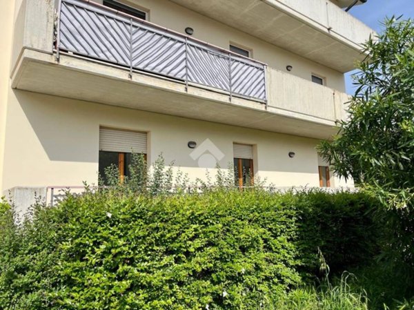 appartamento in vendita a Pesaro in zona Muraglia
