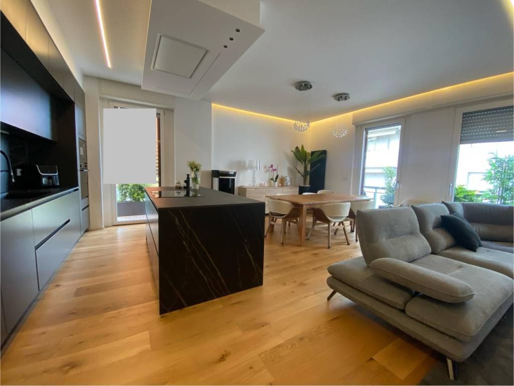 appartamento in vendita a Pesaro in zona Mare