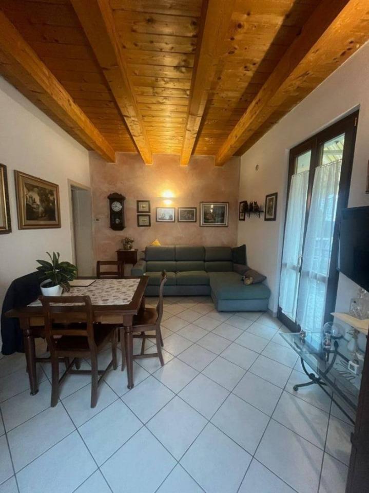 appartamento in vendita a Pesaro in zona Soria