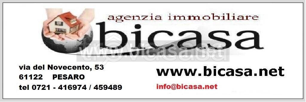locale commerciale in vendita a Pesaro in zona Centro Città