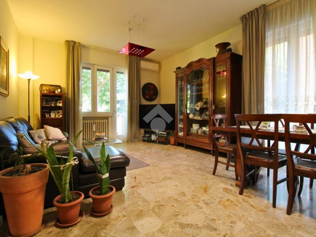 appartamento in vendita a Pesaro in zona Centro Città