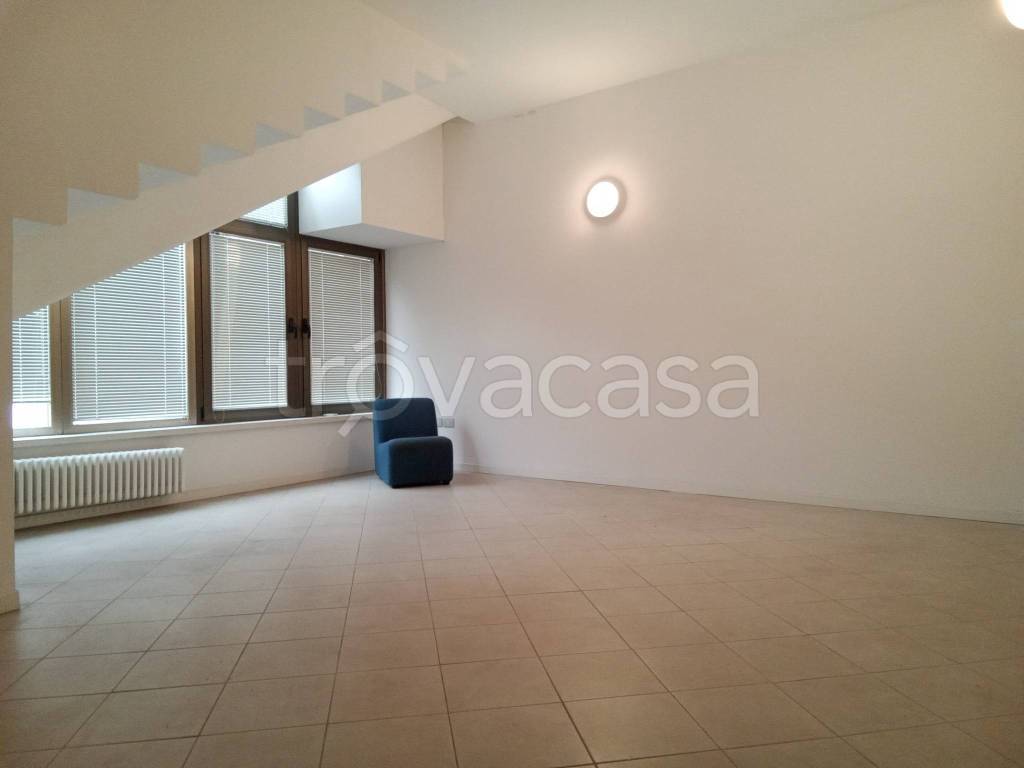 appartamento in vendita a Pesaro in zona Centro Città
