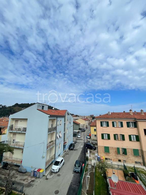 appartamento in vendita a Pesaro in zona Soria
