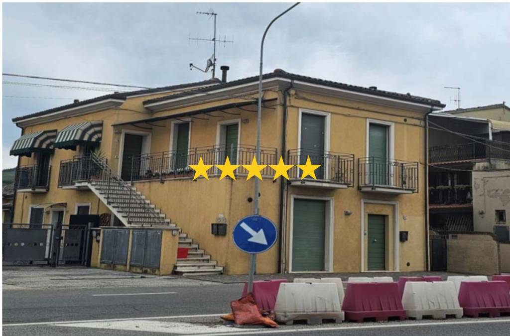 appartamento in vendita a Pesaro in zona Cattabrighe