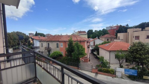 appartamento in vendita a Pesaro in zona Soria