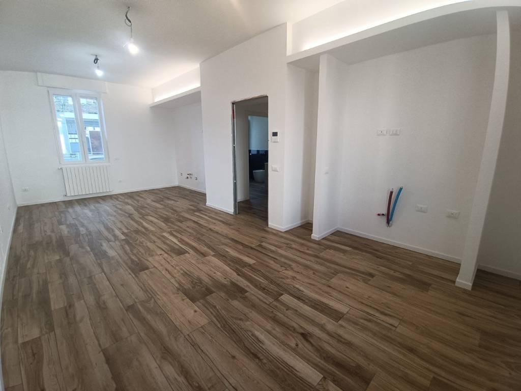 casa indipendente in vendita a Pesaro in zona Mare