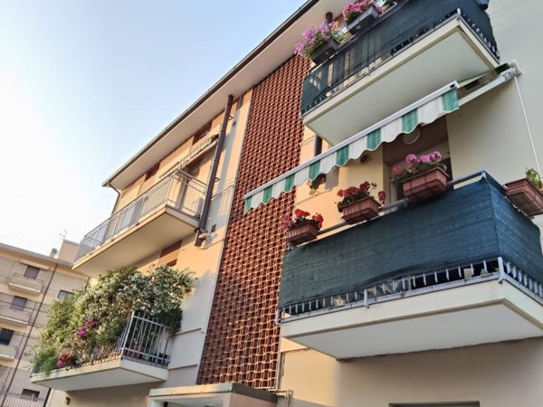 appartamento in vendita a Pesaro in zona Loreto