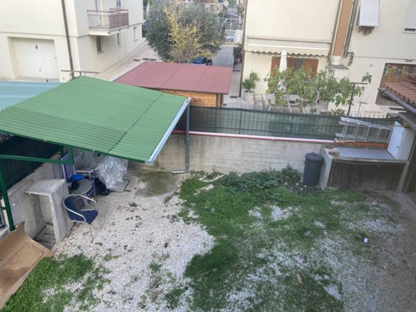 appartamento in vendita a Pesaro in zona Loreto