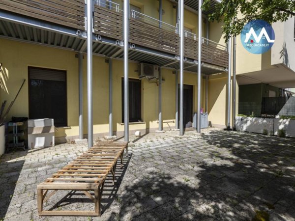 appartamento in vendita a Pesaro in zona Villa Fastiggi
