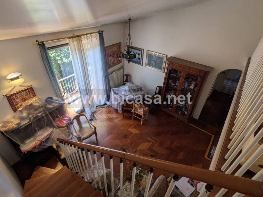 casa indipendente in vendita a Pesaro in zona Centro Città