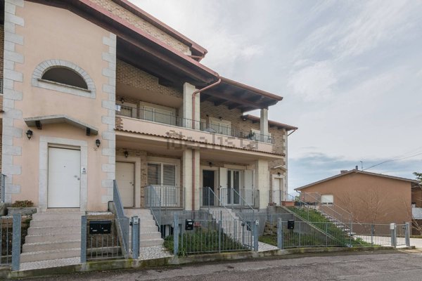 appartamento in vendita a Pesaro in zona Monteciccardo