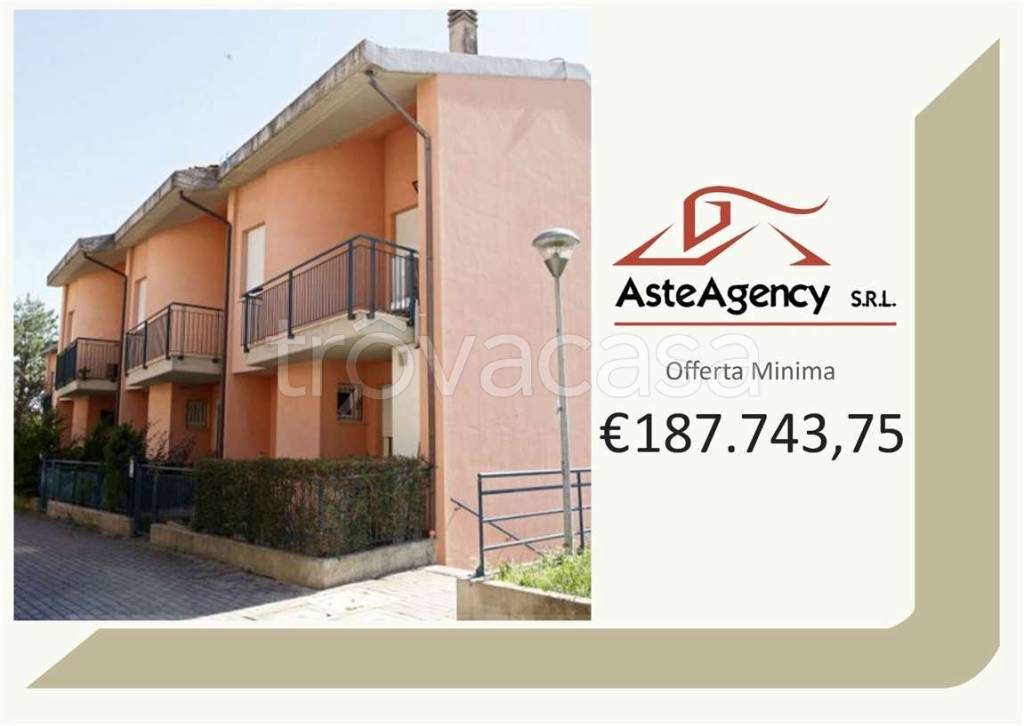 casa indipendente in vendita a Pesaro in zona Candelara