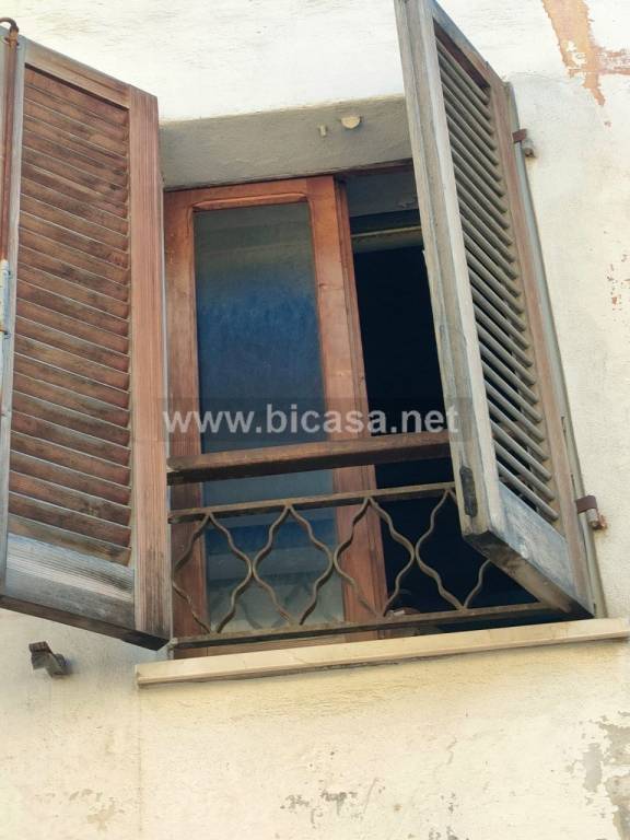 casa indipendente in vendita a Pesaro in zona Centro Città