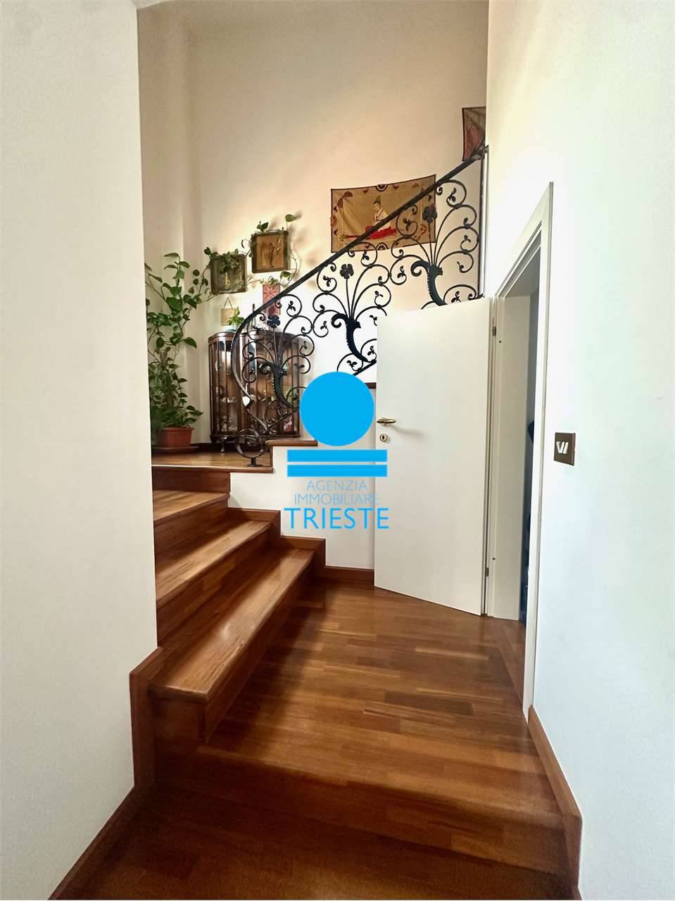 appartamento in vendita a Pesaro in zona Centro Città