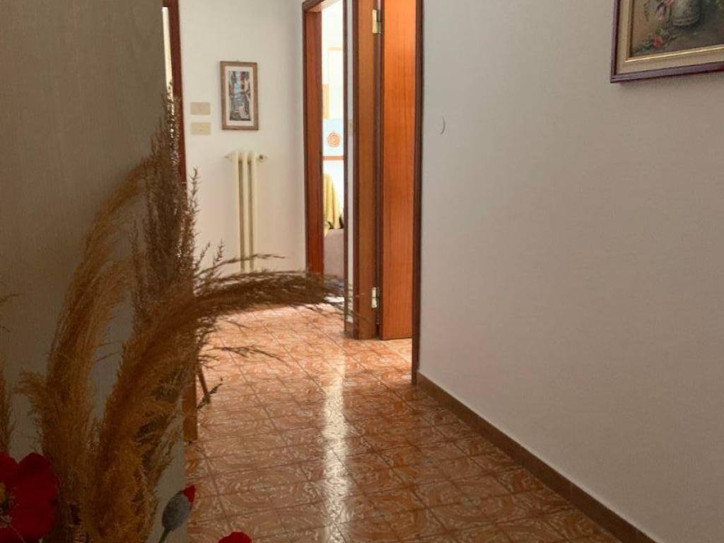 appartamento in vendita a Pesaro in zona Santa Veneranda