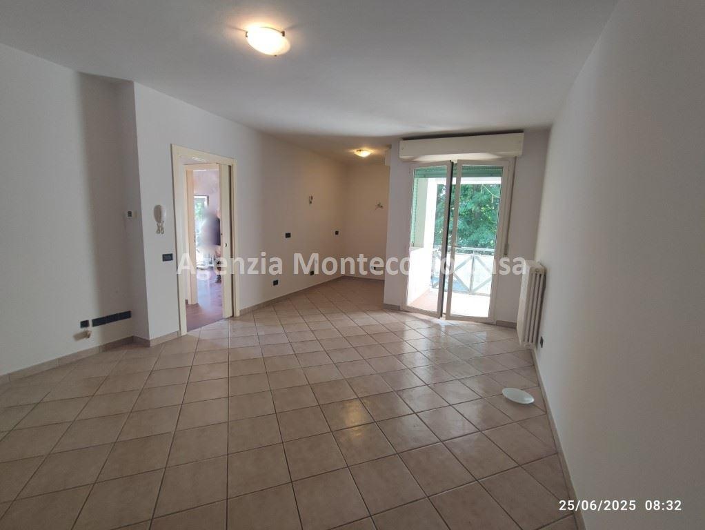 appartamento in vendita a Pesaro in zona Santa Veneranda