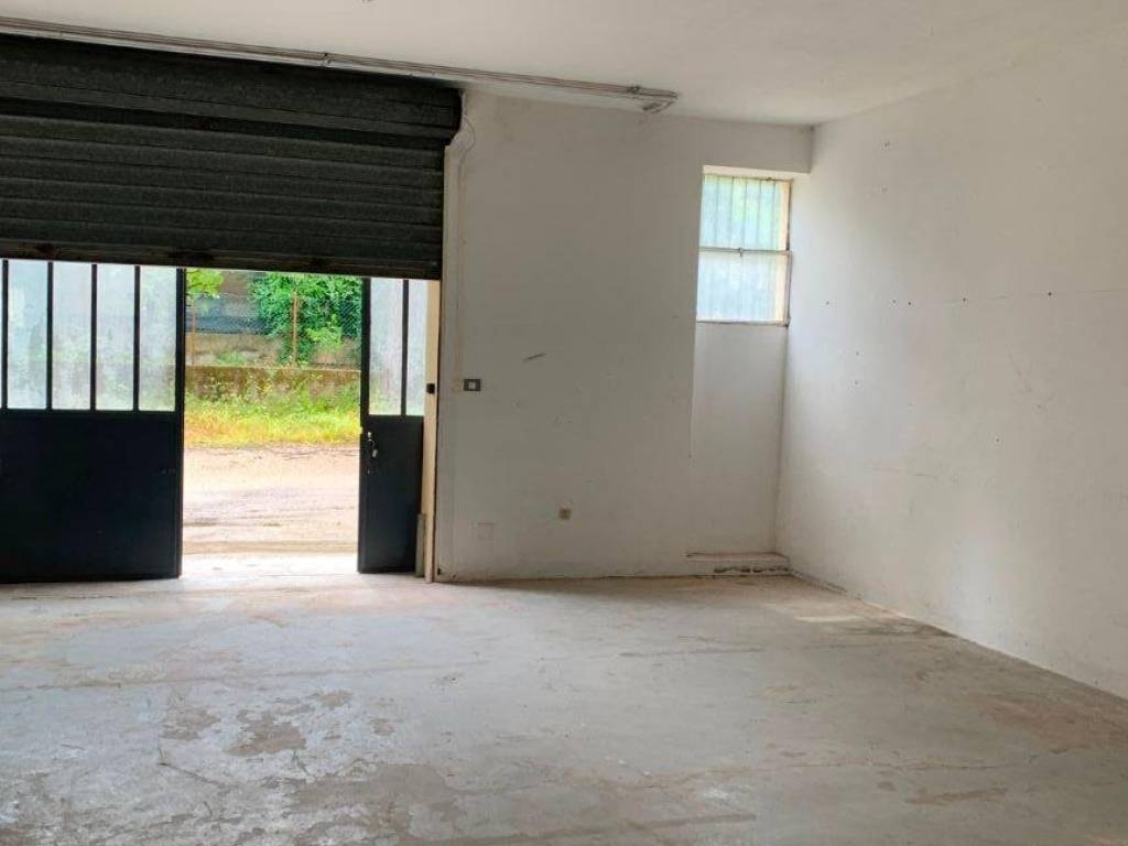 casa indipendente in vendita a Pesaro in zona Pantano