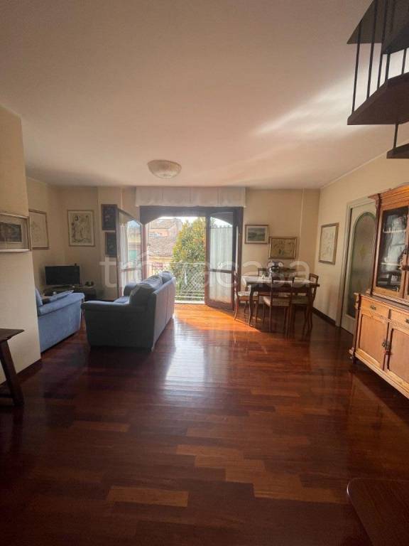 appartamento in vendita a Pesaro in zona Centro Città