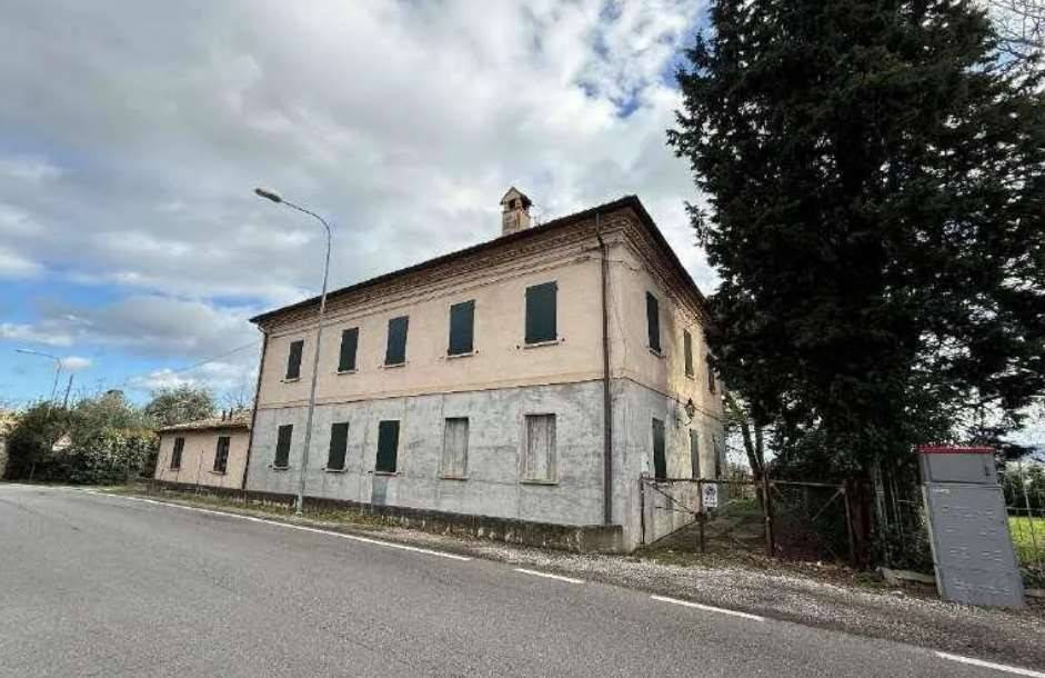 casa indipendente in vendita a Pesaro in zona Ginestreto