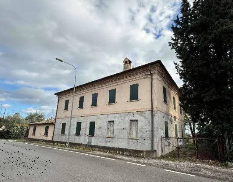 casa indipendente in vendita a Pesaro in zona Ginestreto