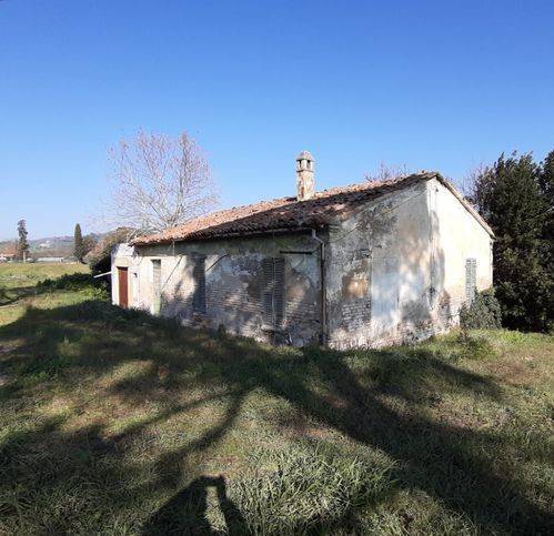 casa indipendente in vendita a Pesaro in zona San Bartolo