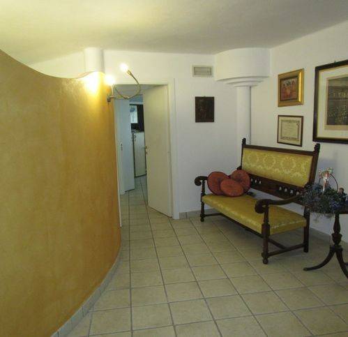 ufficio in vendita a Pesaro in zona Centro Città