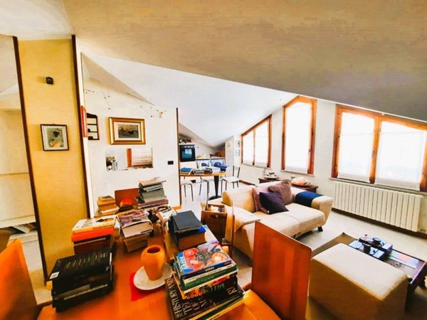 casa indipendente in vendita a Pesaro in zona Borgo Santa Maria