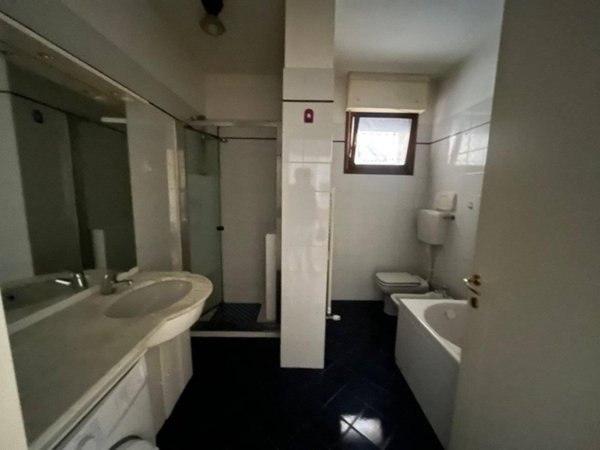 appartamento in vendita a Pesaro in zona Centro Città