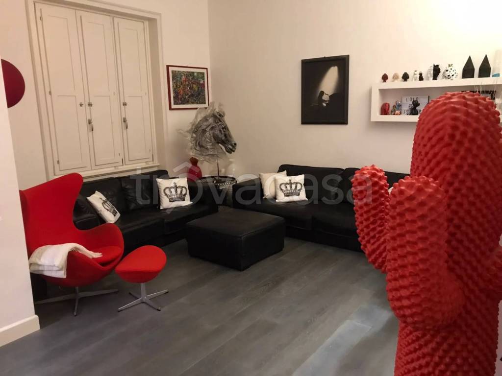 casa indipendente in vendita a Pesaro in zona Mare