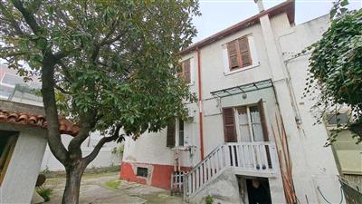 casa indipendente in vendita a Pesaro in zona Mare