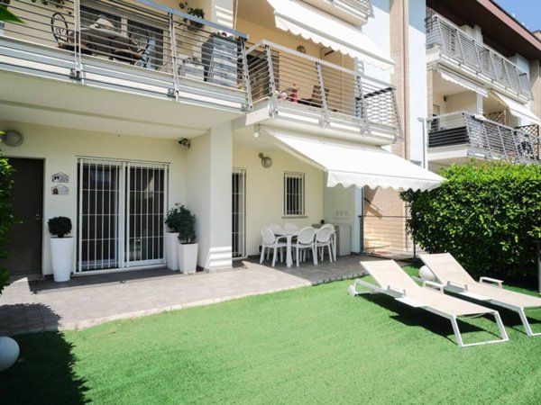appartamento in vendita a Pesaro in zona San Bartolo