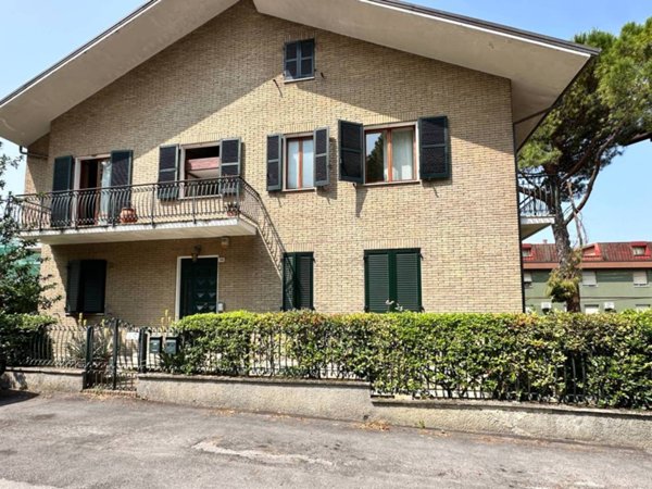 appartamento in vendita a Pesaro in zona Montegranaro