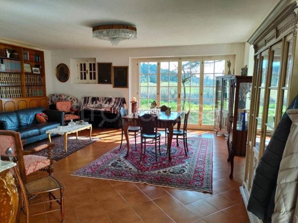 casa indipendente in vendita a Pesaro in zona Tresole