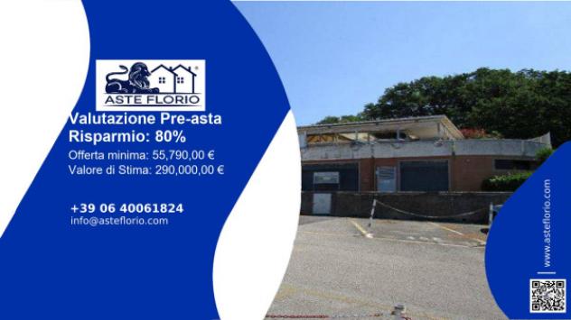locale commerciale in vendita a Pesaro