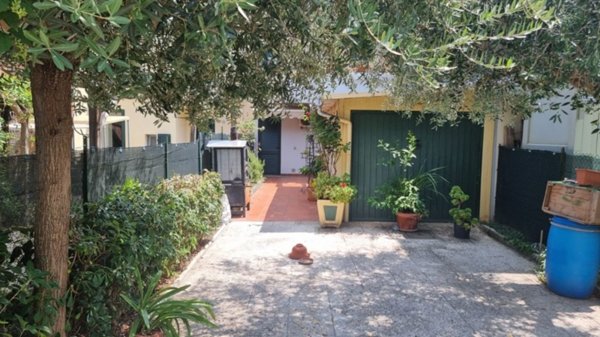 appartamento in vendita a Pesaro in zona Pantano