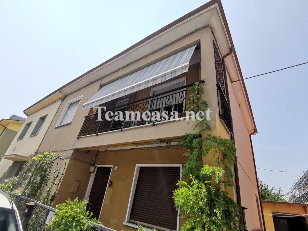 appartamento in vendita a Pesaro in zona Muraglia