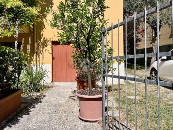 appartamento in vendita a Pesaro in zona Centro Città