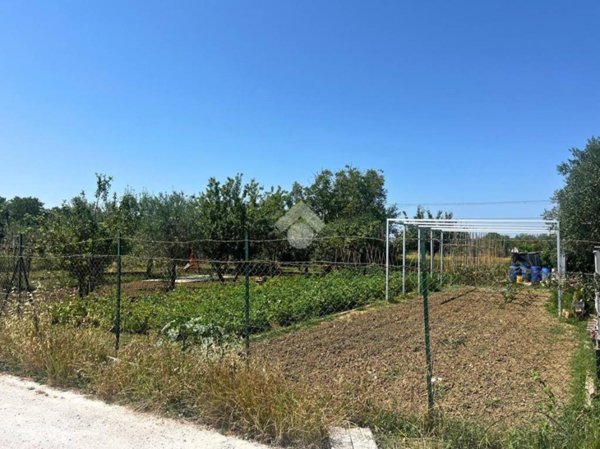 casa indipendente in vendita a Pesaro in zona Villa Fastiggi