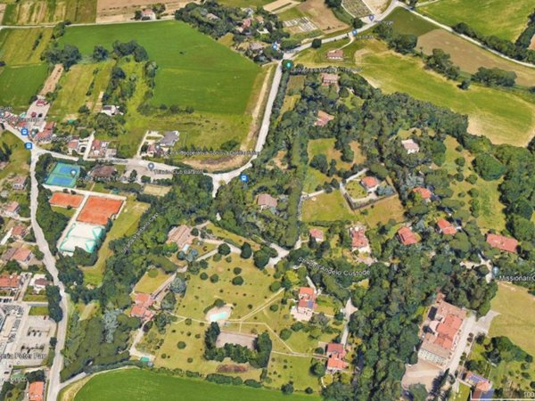 casa indipendente in vendita a Pesaro in zona Trebbiantico
