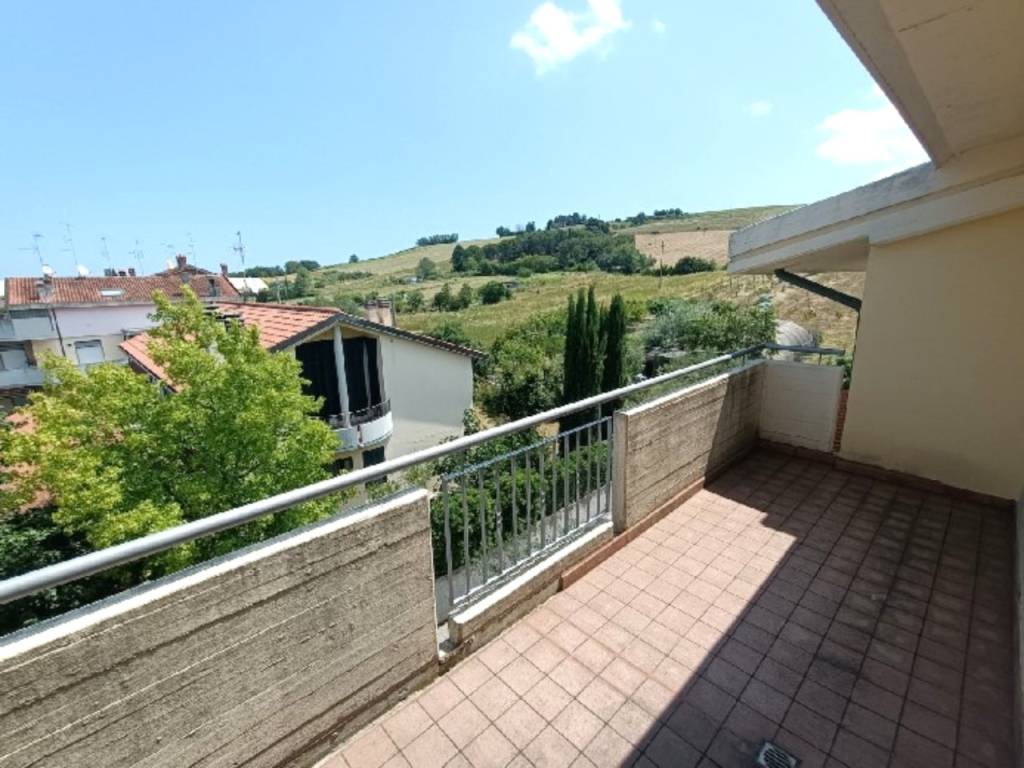 casa indipendente in vendita a Pesaro in zona Villa Ceccolini
