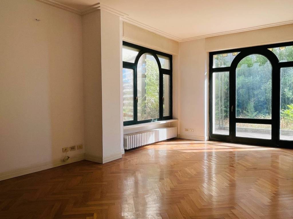 casa indipendente in vendita a Pesaro in zona Mare