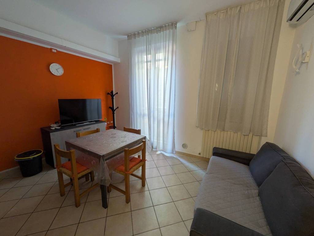 appartamento in vendita a Pesaro in zona Centro Città