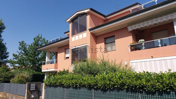 appartamento in vendita a Pesaro in zona Santa Veneranda