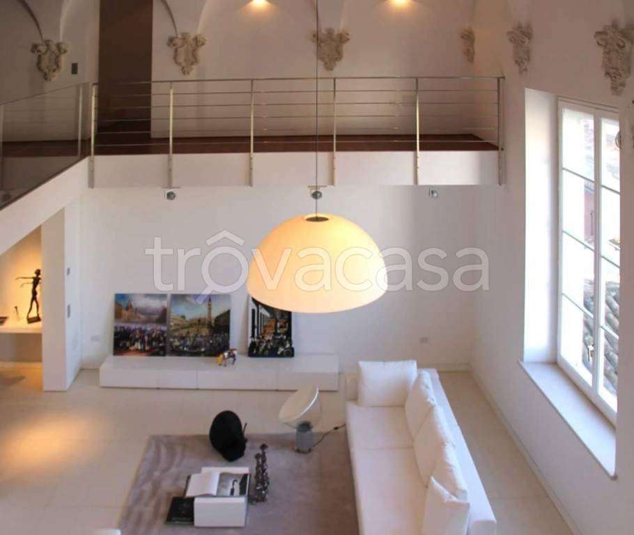 appartamento in vendita a Pesaro in zona Centro Città