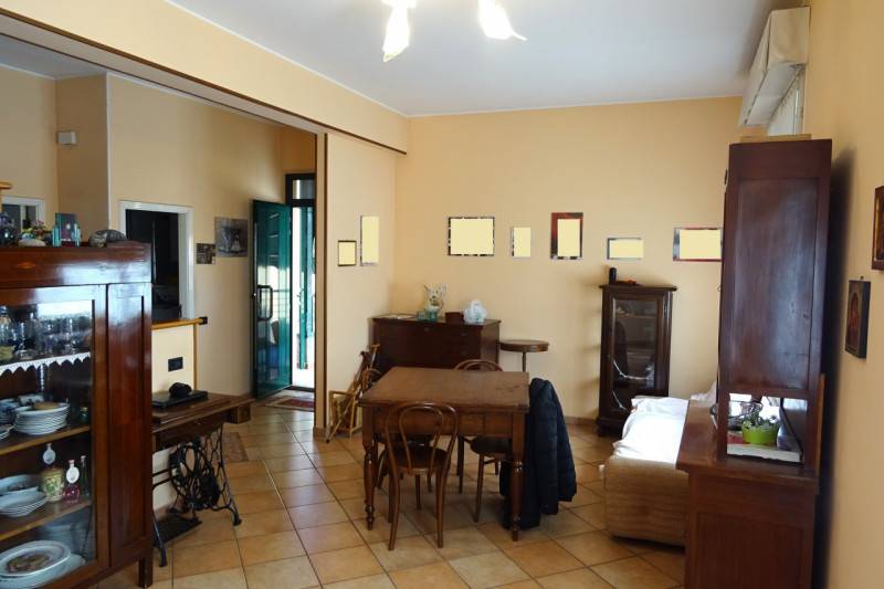 casa indipendente in vendita a Pesaro in zona Centro Città