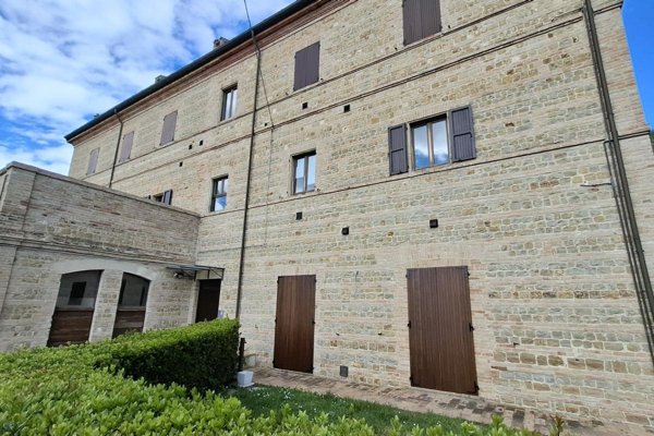 appartamento in vendita a Pesaro in zona San Bartolo