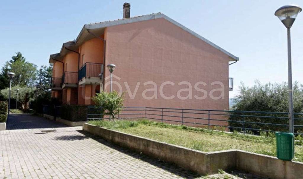casa indipendente in vendita a Pesaro in zona Candelara