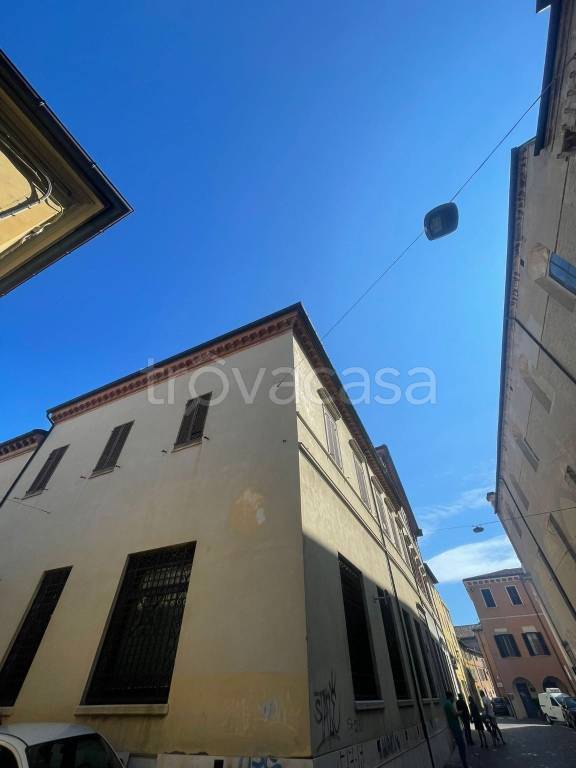 appartamento in vendita a Pesaro in zona Centro Città