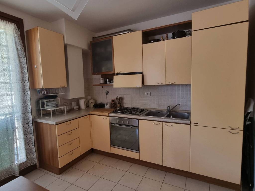 appartamento in vendita a Pesaro in zona Villa Fastiggi