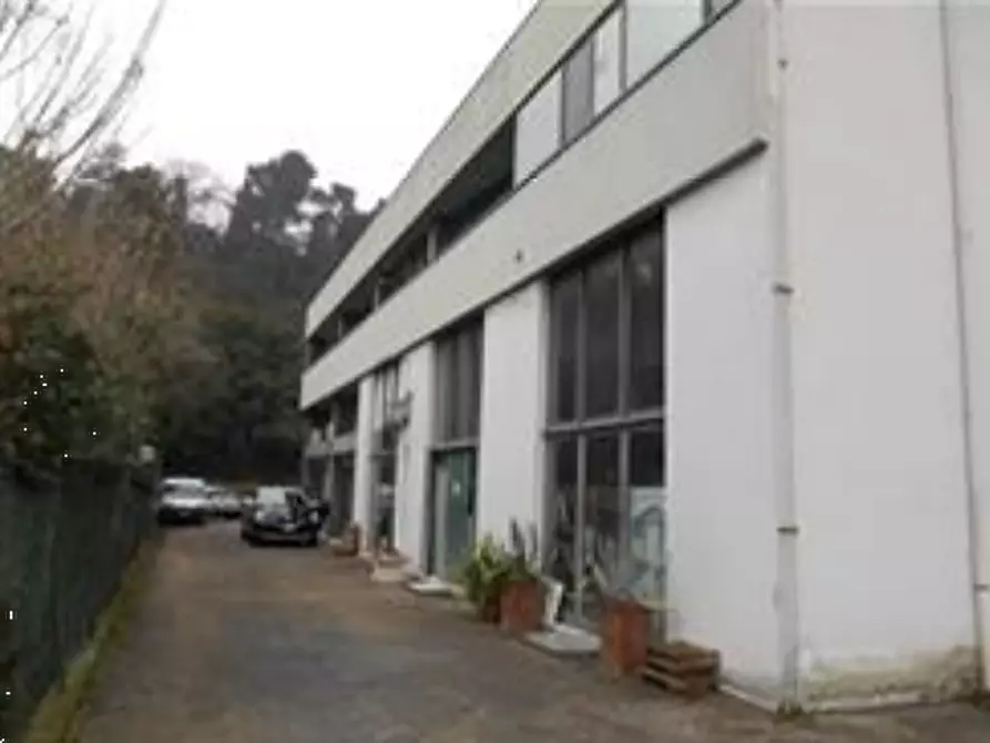 ufficio in vendita a Pesaro in zona Tre Ponti